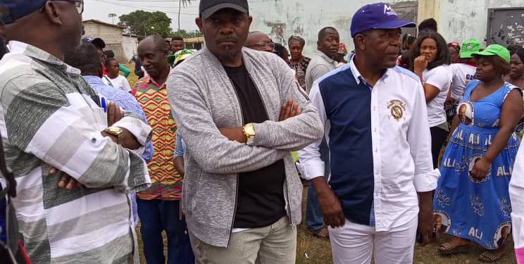 Politique-Okondja/Une mobilisation monstre pour le compte rendu parlementaire de Mathias Otounga Ossibadjouo