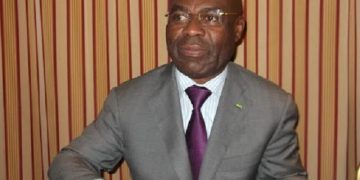 Gabon : La presse se déchire, la HAC agite le drapeau blanc