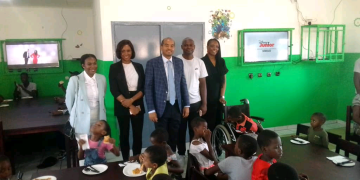 Société-Gabon/Œuvre de bienfaisance : GSEZ et OTIMA offrent du mobilier au Centre d’accueil pour enfants en difficultés sociales d’Angondjé.