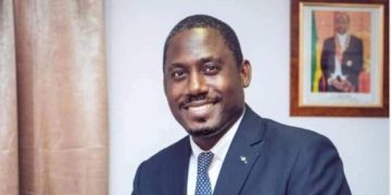 Société-Gabon/Paiement des arriérés de salaire des agents de Santé Pharmaceutique : entourloupe et détournement en filigrane.
