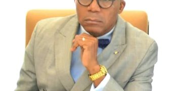 Interview-Gabon : Visite du Président de la Transition dans le 2ème arrondissement de la Commune de Libreville : trois questions à Augustin Ondong Mba, .