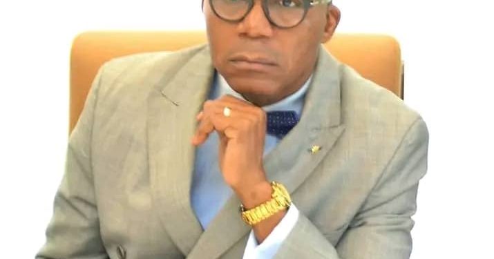 Interview-Gabon : Visite du Président de la Transition dans le 2ème arrondissement de la Commune de Libreville : trois questions à Augustin Ondong Mba, .