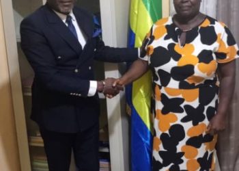 Société-Gabon/ Mairie du 2ème arrondissement de la commune de Ntoum : La Fondatrice du Centre d’accueil des Orphelins et Enfants vulnérables  »El Jireh » chez le Délégué Spécial.