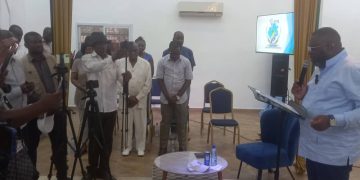 Politique-Gabon/L’Union pour la République : Jeff Gaël Romeo APANGA en pédagogue