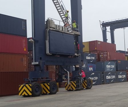 Les nouvelles Grues portiques qui seront utilisées par les nouveaux opérateurs en formation