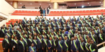Politique-Gabon/Assemblée Constituante : Examen de l&rsquo;avant-projet de la Constitution, les parlementaires face à leurs responsabilités.