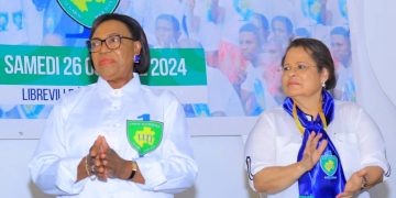 La Présidente du Sénat de la Transition Paulette Missambo et la présidente par intérim de l'Union Nationale Jeanine Taty Koumba