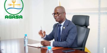 Société-Gabon/Du rififi à l’Agasa : le pragmatisme d&rsquo;Oscar Sadibi Mapangou contre l&rsquo;insouciance de Jean Delor Biyoghe Bi Ntougou. 