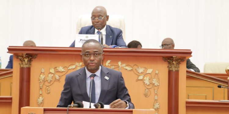 Politique-Gabon/Questions orales à l’Assemblée nationale : Le ministre du Pétrole et du Gaz édifie les députés et l’opinion sur la suite de l’accident de Becuna.