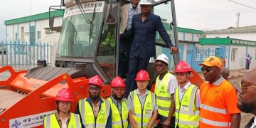 Société -Gabon/Voiries de la Commune d’Oyem : Oligui Nguema lance les travaux de renouvellement du bitume