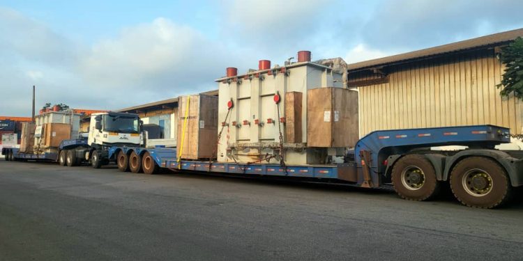 Économie-Gabon/ AGL Gabon: Transport réussi de deux transformateurs vers Kinguele Aval.