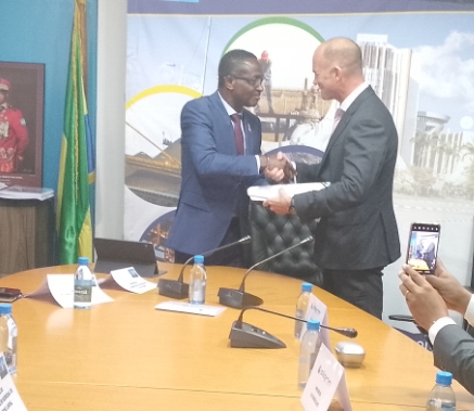 Économie-Gabon/Exploration pétrolière : L’Etat Gabonais via le ministre du Pétrole et du Gaz signe deux CEPP avec les sociétés Pilgrim Exploration Limited.