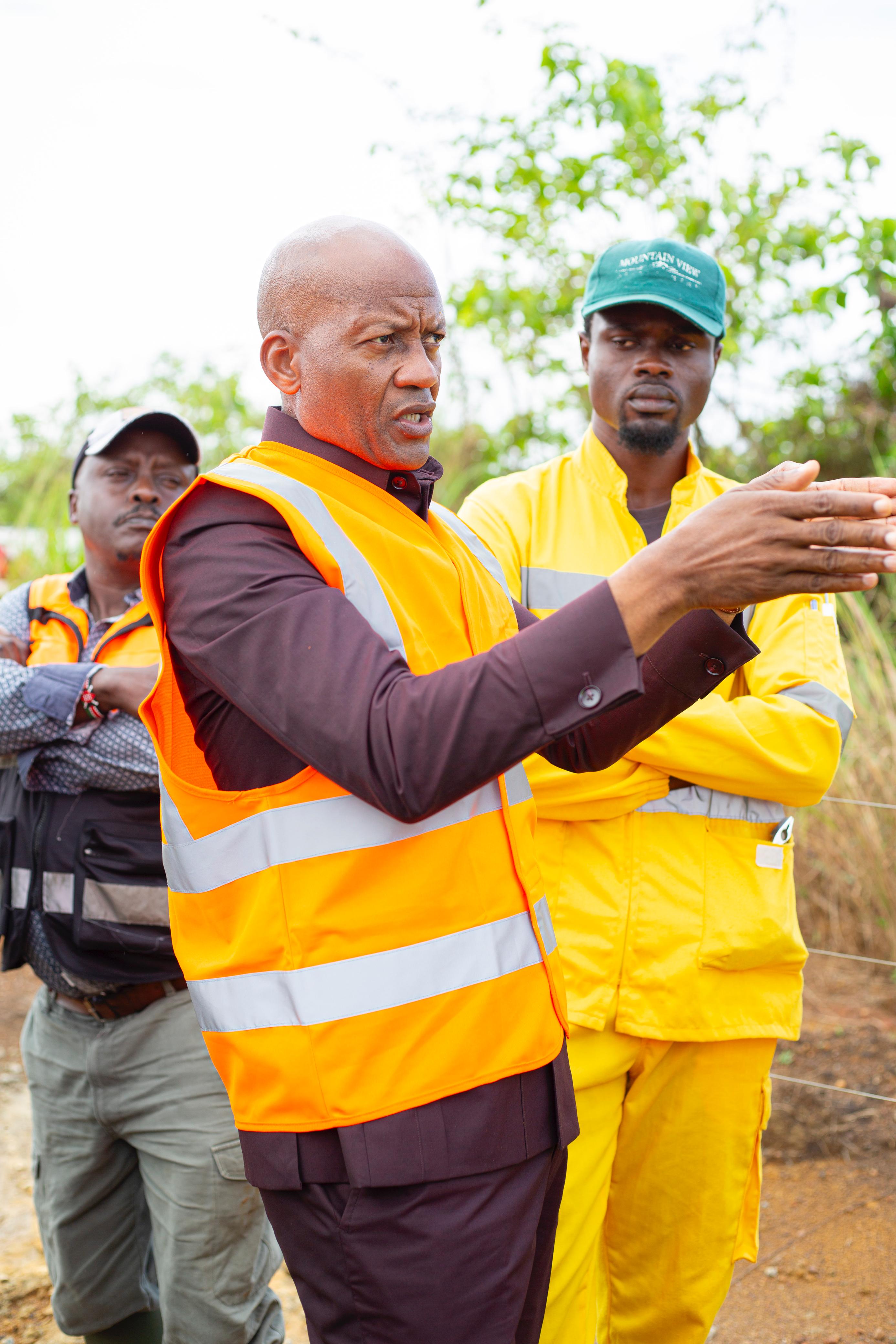 Économie-Gabon/Le Ministre des Eaux et Forêts en visite sur les sites d’Olam Palm Gabon à Mouila : un partenariat fort au service du développement durable