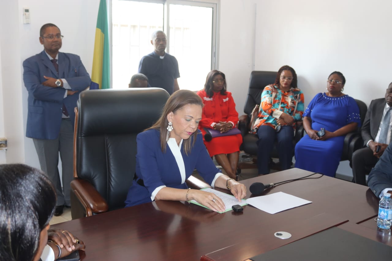 Société-Gabon : Ministère de la Santé : La Professeure Elza Joséphine Nkana Ayo Epse Bivigou fixe le cap.