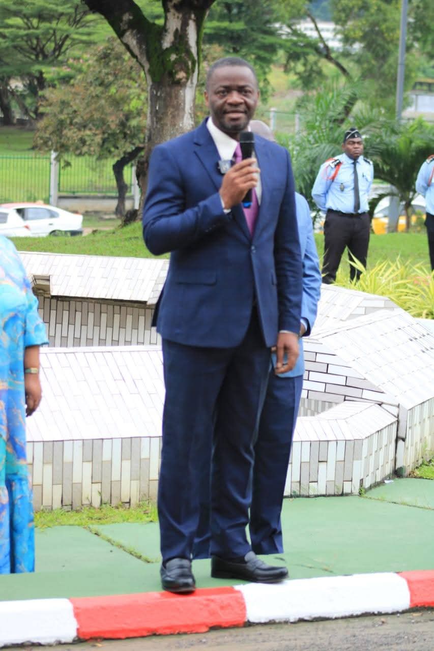 Politique-Gabon/Hôtel de ville de Libreville : Pierre Matthieu Obame Etoughé explique et rassure.