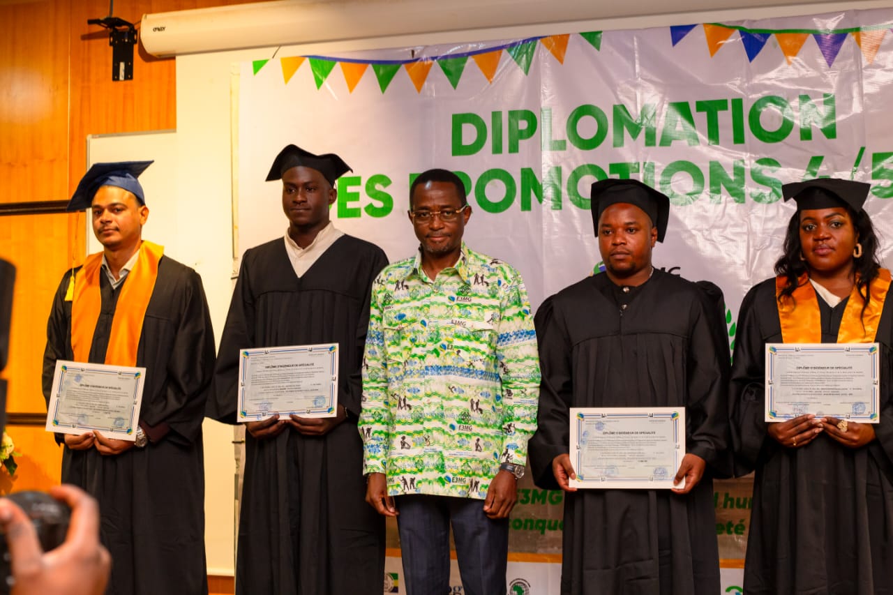 Société-Gabon/10ème anniversaire de l&rsquo;École des Mines et de la Métallurgie de Moanda : Sosthène Nguema Nguema parraine une nouvelle cuvée d’ingénieurs.