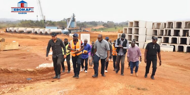 Société-Gabon/Routes Lebamba-Mbigou, Yombi-Mandji : le DG d’EBOMAF-BTP Gabon touche du doigt la réalité du terrain et booste les équipes .