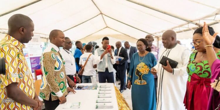 Société-Gabon/Salon du Bachelier : la CNSS se dévoile aux nouveaux diplômés.